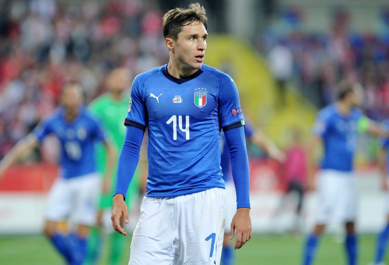 逼迫其后腰 逼迫其后腰